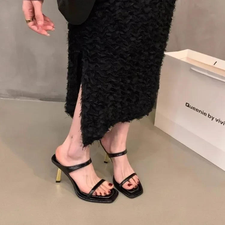 Модная обувь с леопардовым принтом женские туфли-лодочки на металлическом