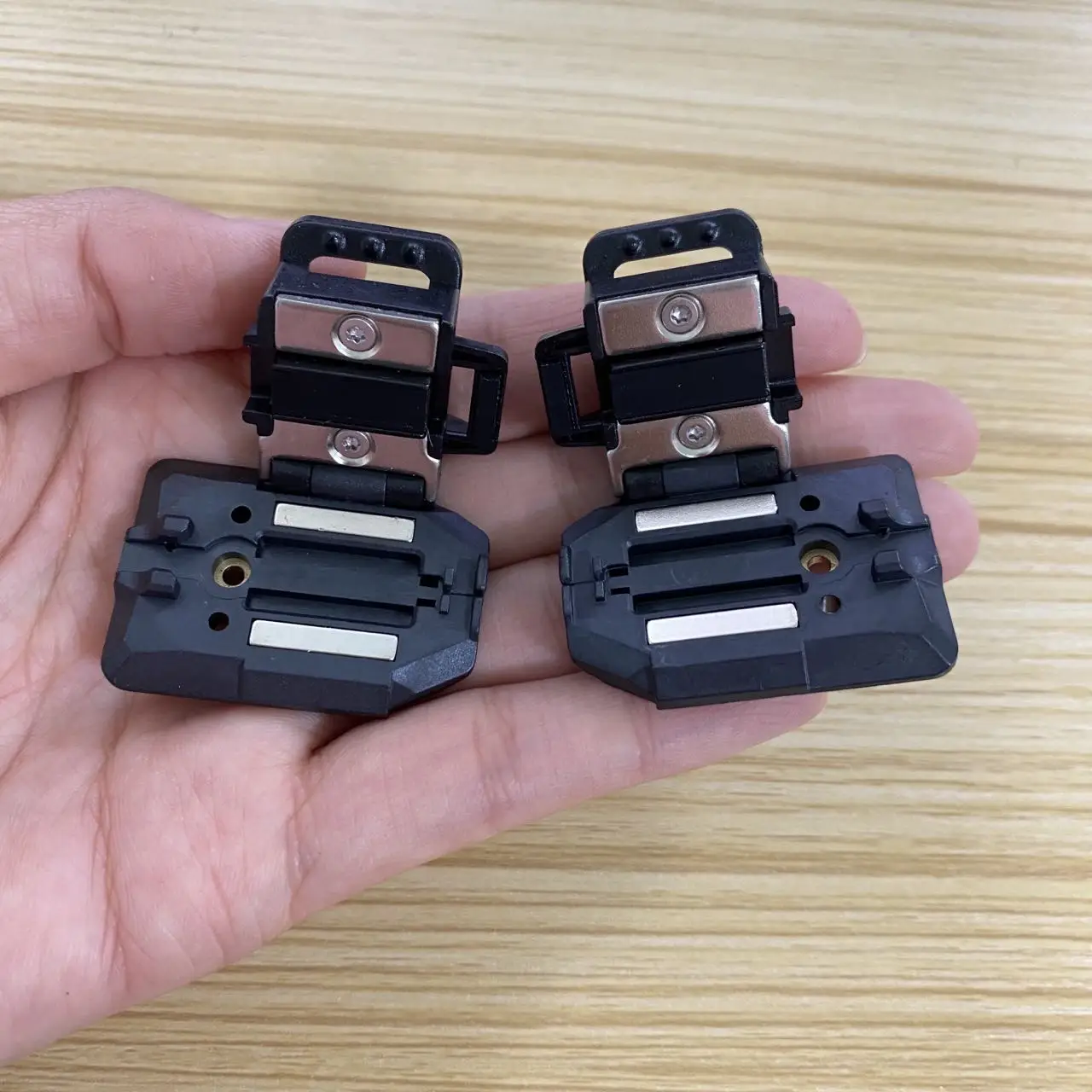 GX36 GX37 FX35 FX37 Fusion Splicer fiber holder 1 Pair Of Clamp Brackets For HOEA3500 Fiber Fusion Splicer