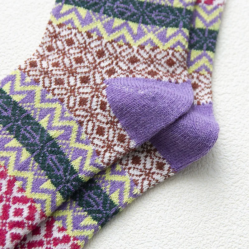 5 pairs Fashion Women Wool Socks Winter and Autumn Warmer Cashmere Thermal Thicken Ethnic Style Women Casual Socks