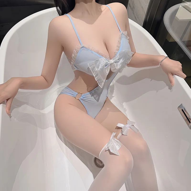 Женское Кружевное боди с бантом голубое вырезами