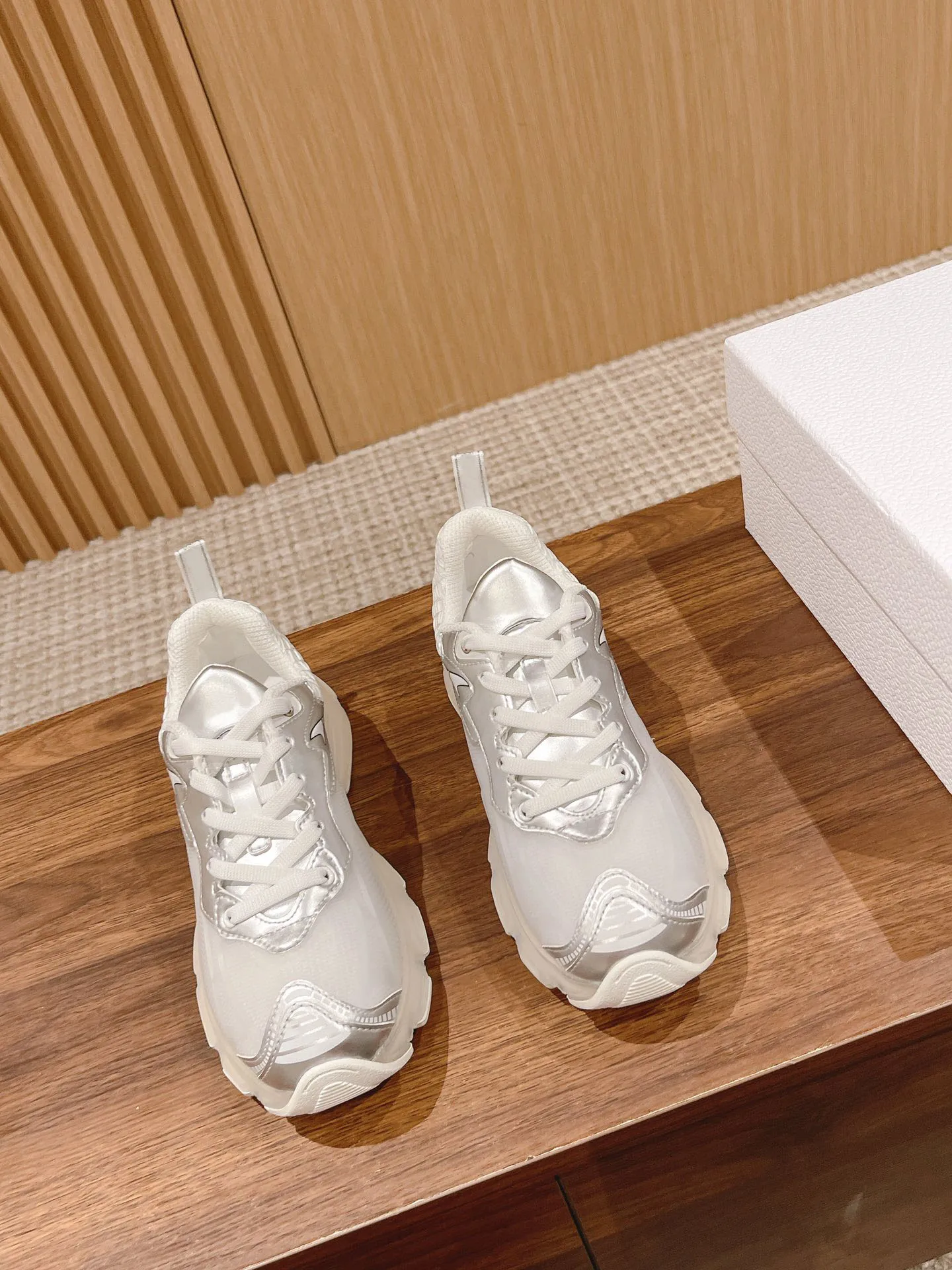 Women Shoes Paris Runway Sneakers Classic Mesh 3d Real Photos Brand Oeing 8882305112108