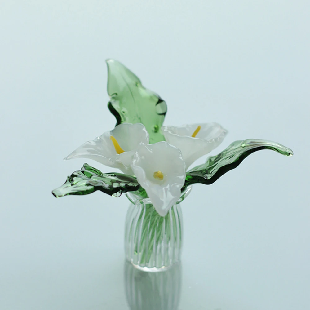 

Миниатюрный стеклянный букет каллы OIMG