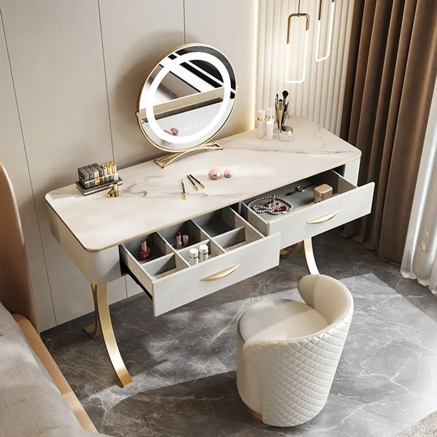 Итальянский туалетный столик маленький доступный высокий угловой для спальни