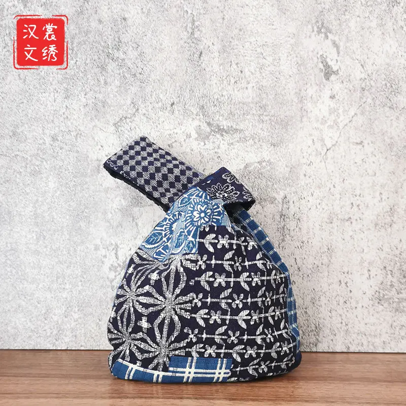 2023 Spring Chinese Style and wind patchwork wrist bag original portable coin purse mobile phone bag Thanksgiving gift W415