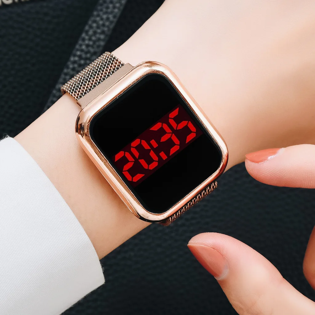 

Vierkante Eenvoudige Led Meisjes Elektronische Horloge Middelbare School Student Trend Mode Mesh Band Mode Quartz Horloge