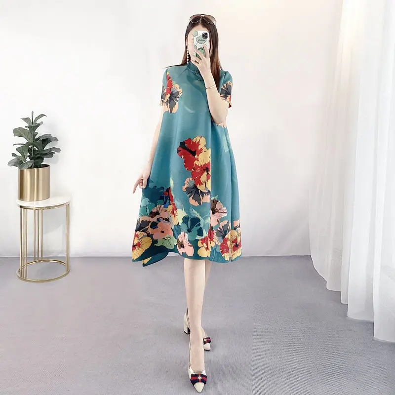 

Women dress Pleated disk deduction retro dress 2021 summer new fashion big flower loose thin temperament short-sleeved skirt