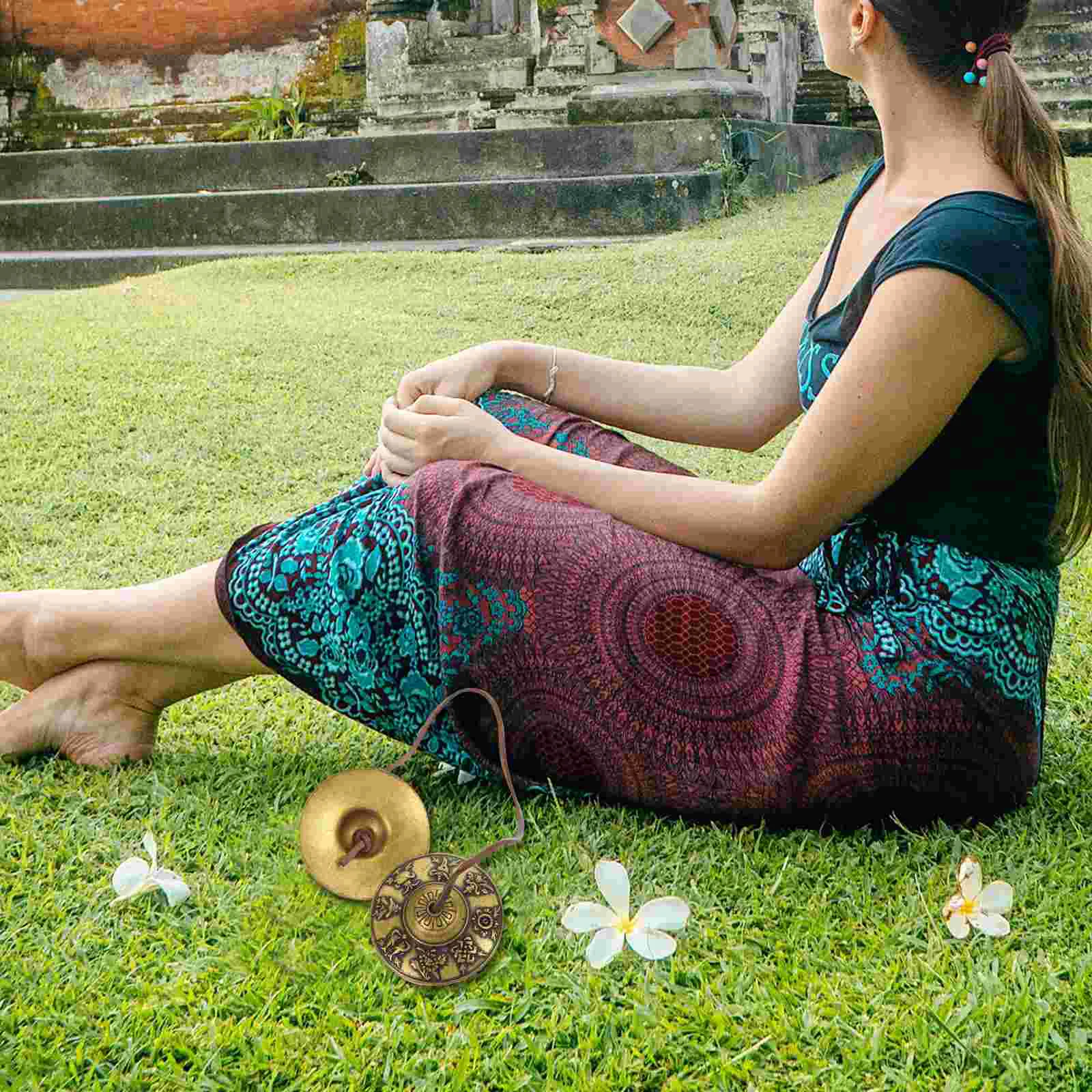 Медные тарелки на палец религиозная церемония колокольчик колокольчики танец