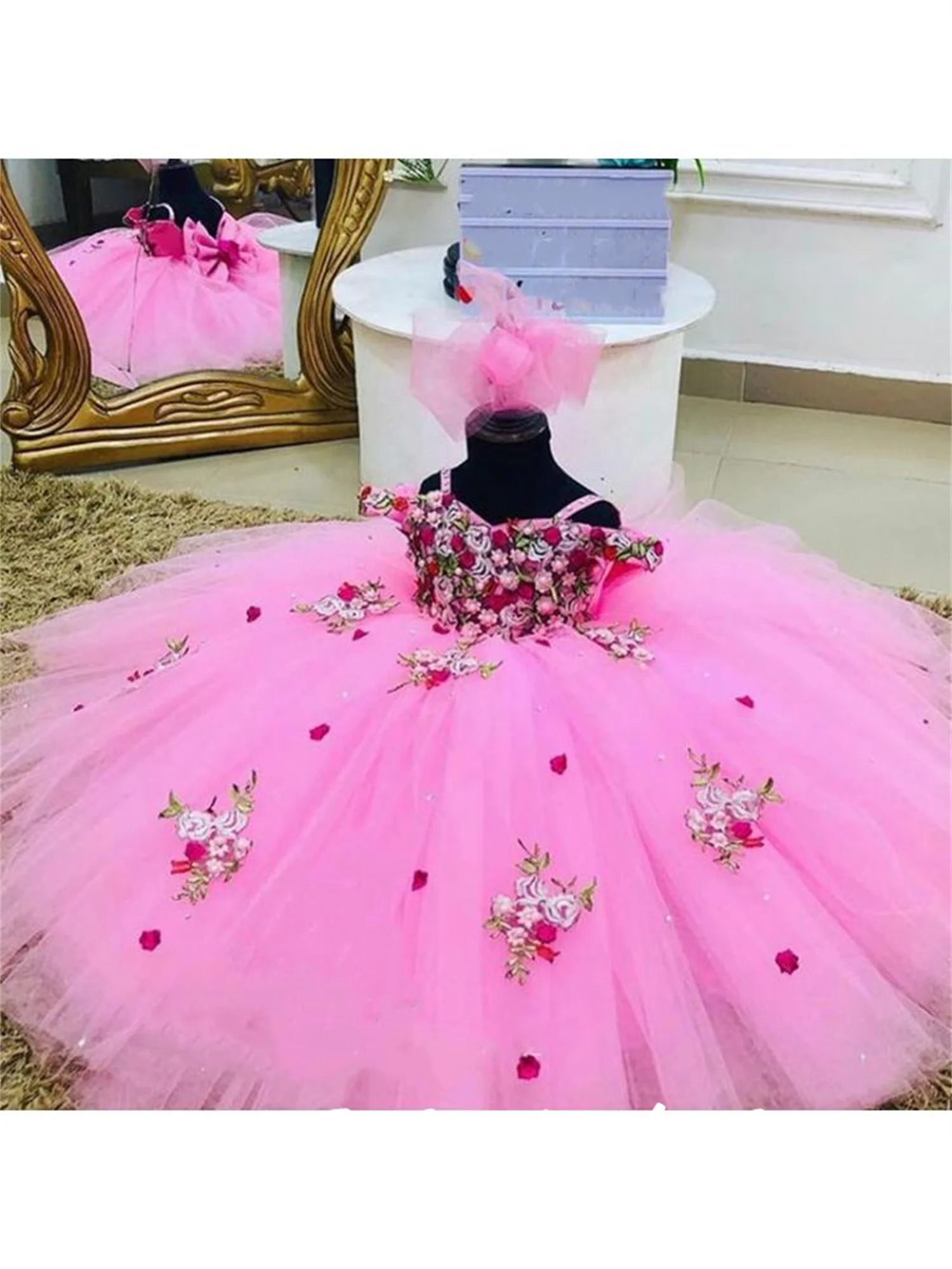 

New Puffy Baby Girls Dress Princess First Year Birthday Dress Easter Christmas Costume Infant Party Gowns Photography