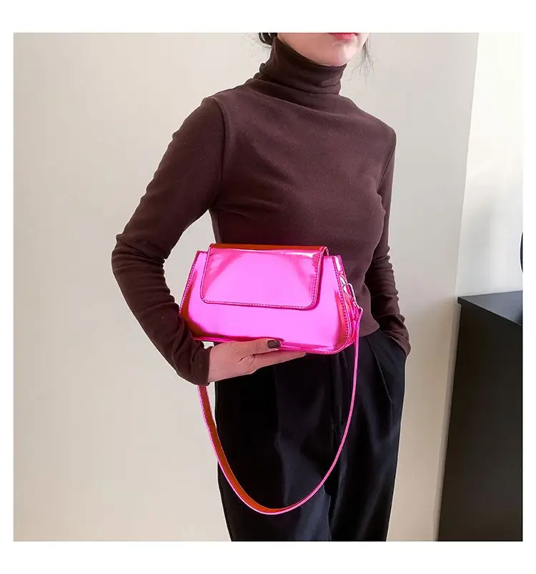 

Women's bag 2023 new European and American fashion patent leather women's laser casual baguette bag texture glossy armpit should