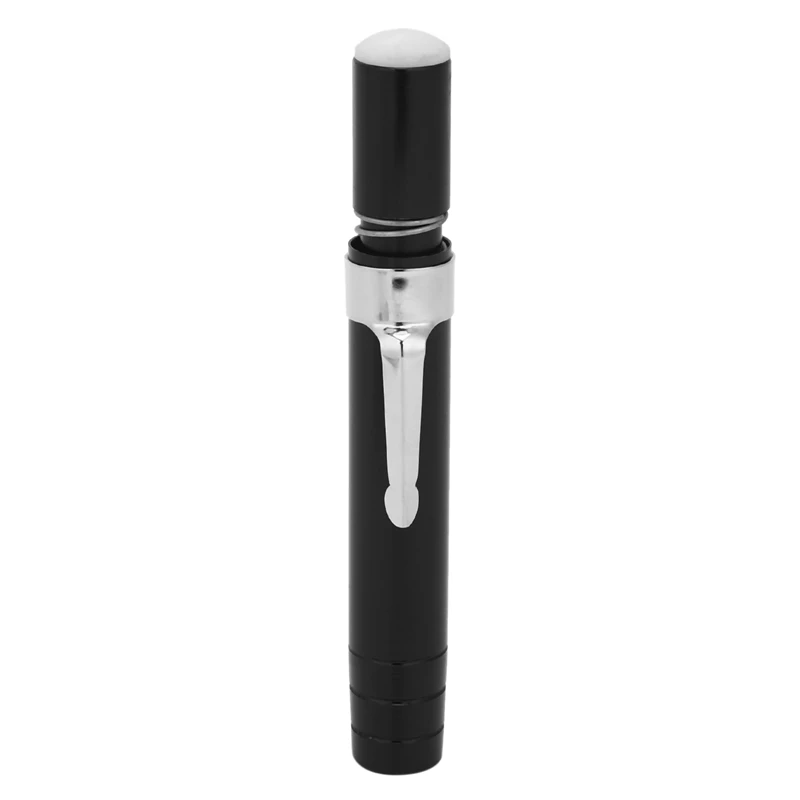 

1 pcs Black Aluminum alloy Chalk Keeper Holder