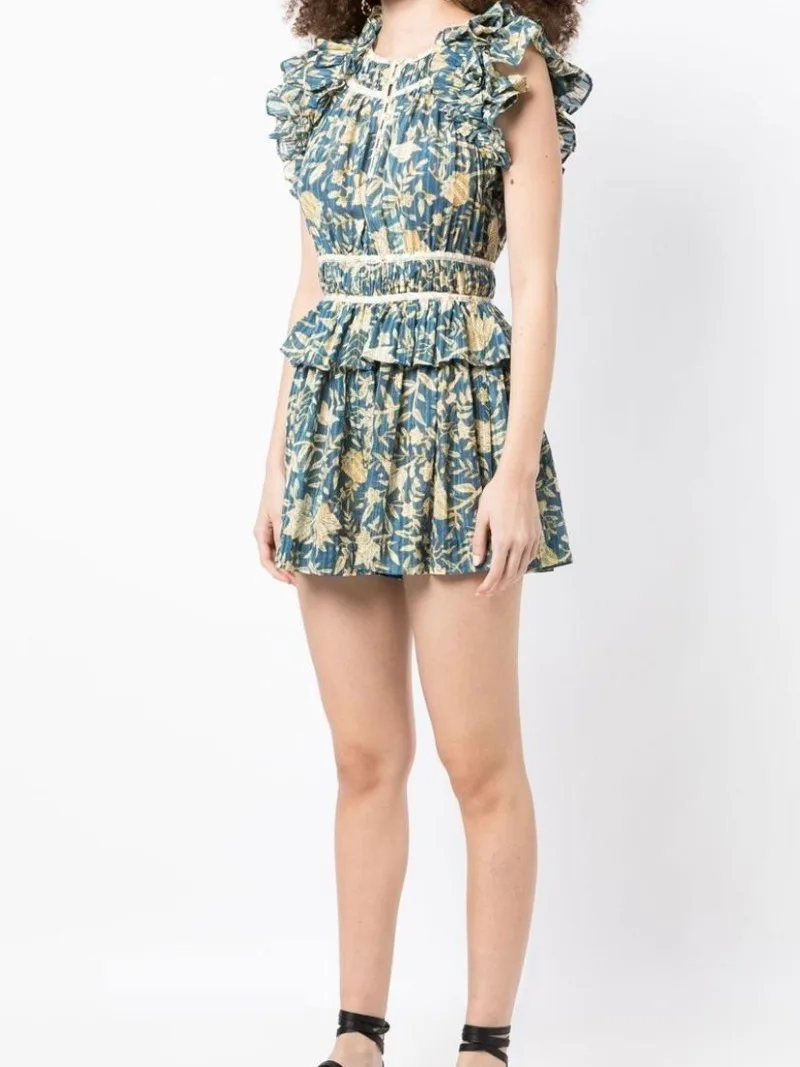 Рисунок 5 - Женский пляжный костюм с цветочным принтом