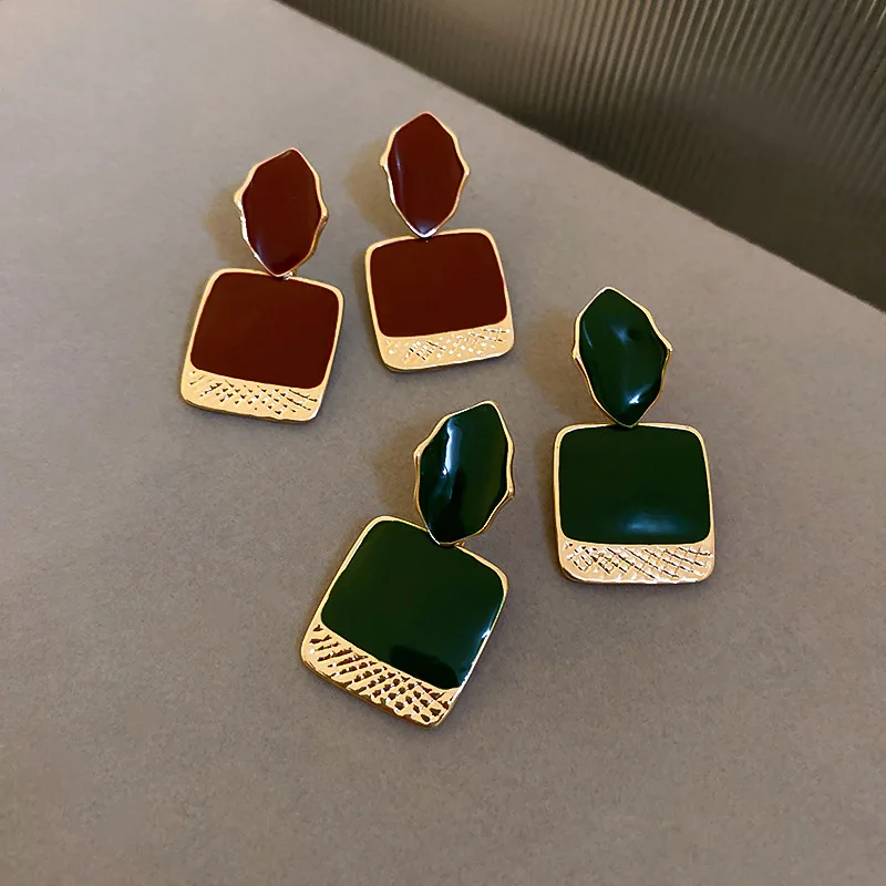 

New Fashion Vintage Wine Red Enamel Square Dangle Earrings For Women Temperament Boucle oreille Femme