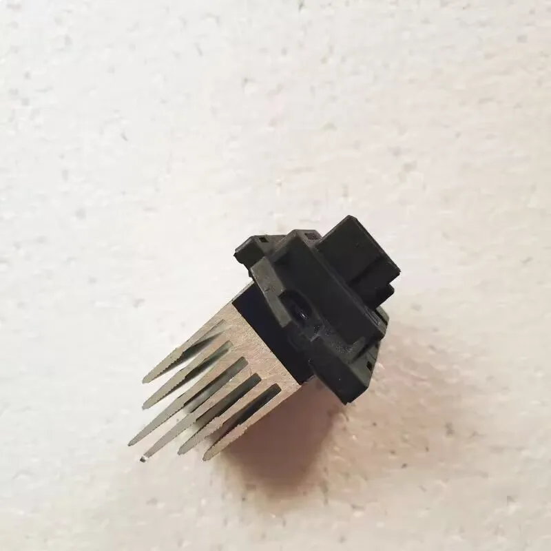 Резистор вентилятора кондиционера модуль управления скоростью для SAIC ROEWE i5 ei6 RX5 MG