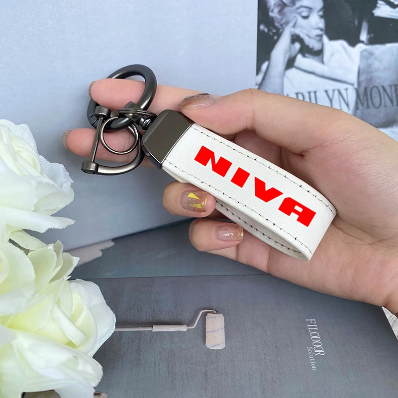 

Top Layer Cowhide Key Chain Lanyard For Lada NIVA 4x4 Car Accessories Custom Logo For NIVA Lada