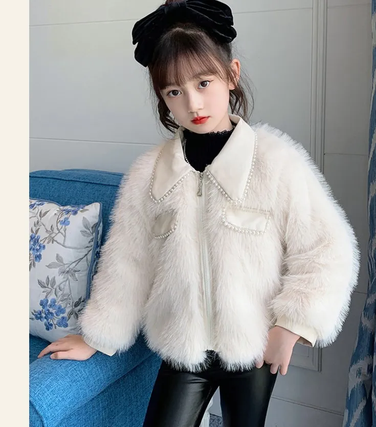 Детская ветрозащитная куртка с искусственным мехом воротником из