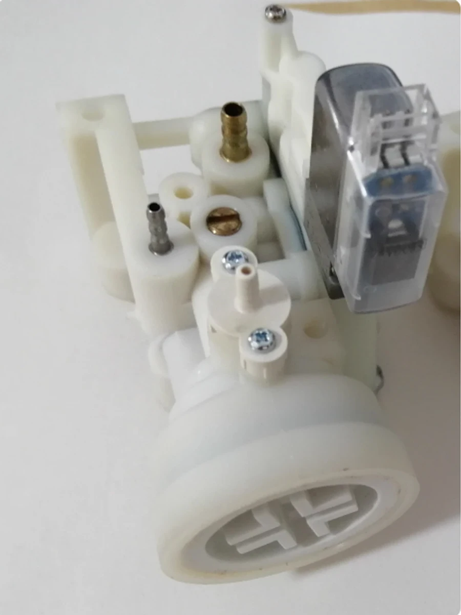 

Электропневматический мембранный клапан подходит для стоматологического кресла Sirona FONA 1000S/2000L — специализированный аксессуар для стоматологического оборудования