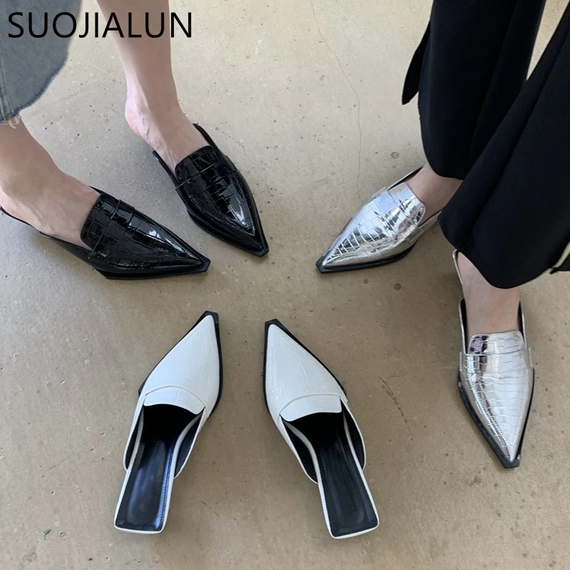 

Летние Новые Брендовые женские тапочки SUOJIALUN 2022, модные туфли без застежки с острым носком, женские повседневные сандалии на тонком низком к...