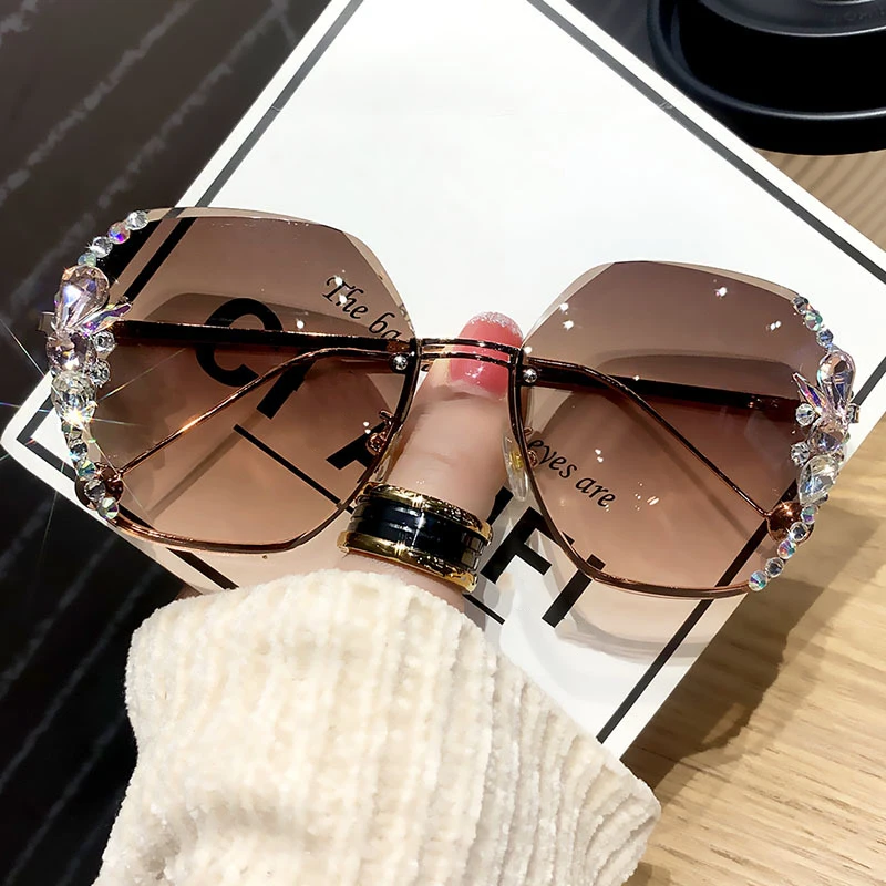 

2022 Rimless Sunglasses Woman Sexy Luxury Brand Design Diamond Sun Glasses Gradient Shades for Female Oculos De Sol Uv400