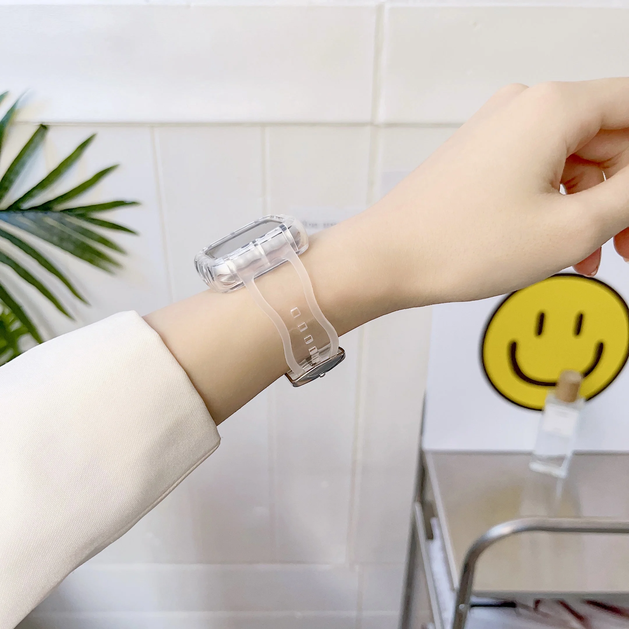 Strap for Apple watch Wavy band and cover together 38mm40mm41mm42mm44mm45mm transparent Plastic case all-in-one strap for Iwatch