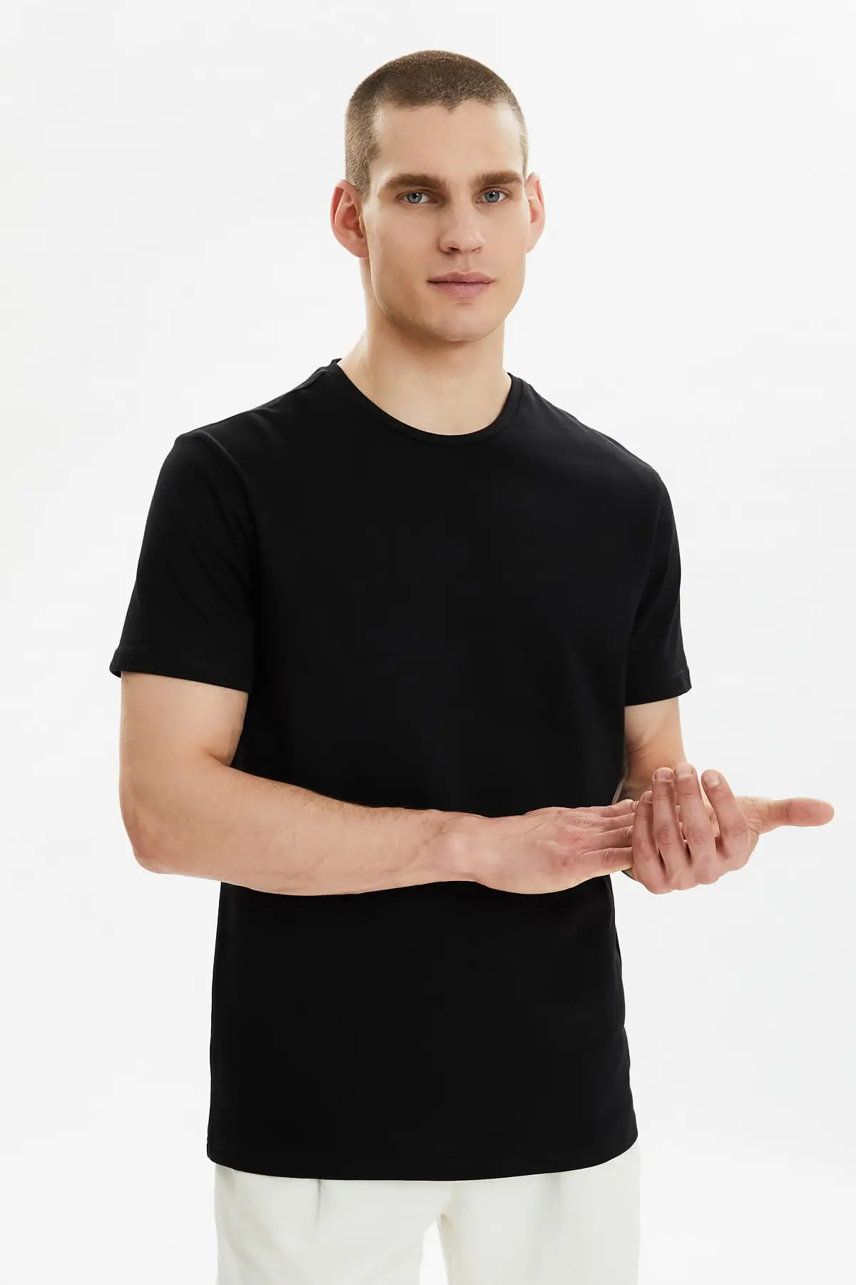 

Trendyol Male 2'li Package T-Shirt TMNSS21TS2320