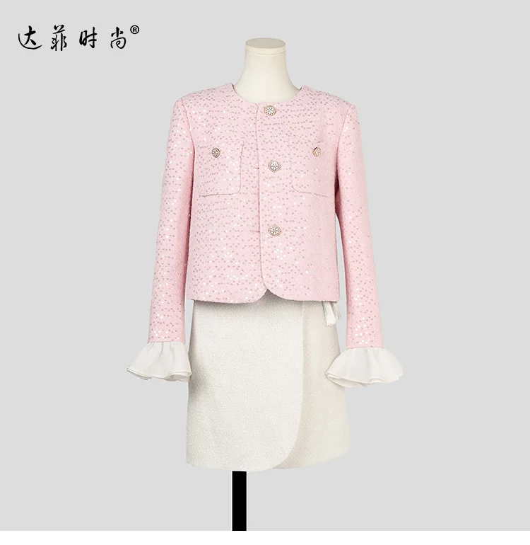 Рисунок 5 - Женский комплект с юбкой