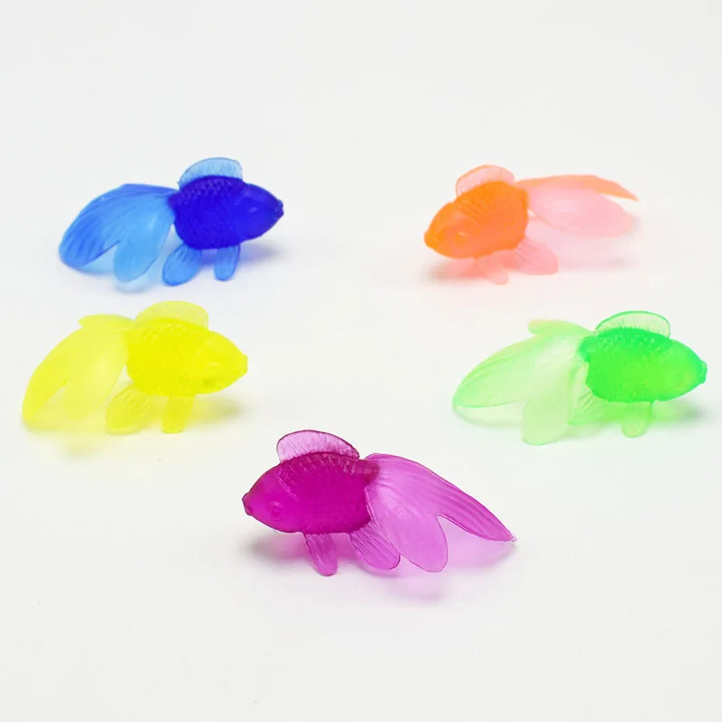 Bath Toys 10Pcs/Set Kids Soft Rubber Gold Fish baby for Children Simulation Mini Goldfish Water Toddler Fun Swimming Beach Gifts