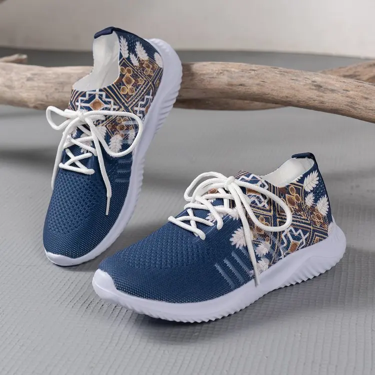 

2023 Autumn New Designer Mesh Casual Women Shoes Platform Breathable Comfortable Sneakers Walking Walking Hiking Shoes