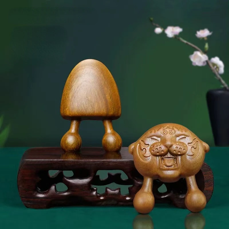 

1 шт., гребень из сандалового дерева с деревянной ручкой