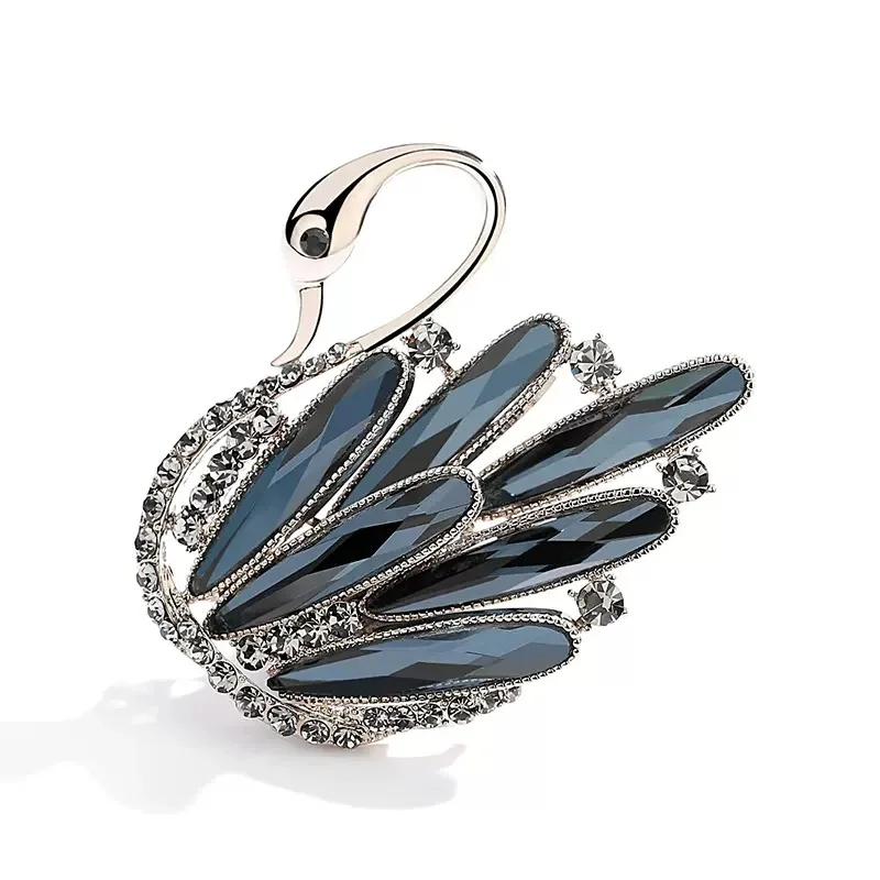 

Classic Elegant Crystal Swan Brooch for Women Breast Pin Lady Garment Fashion Jewelry Rhinestone Swan Pin Ladies Party Gifts