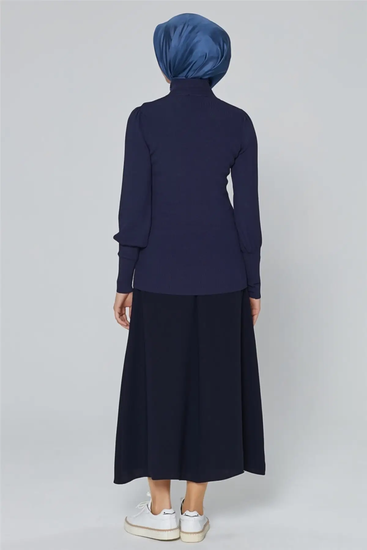 

Knitted Sweater Women Muslim Sweater
