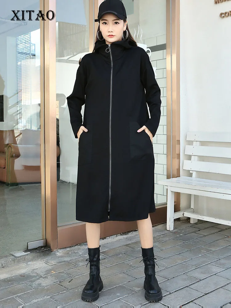 

XITAO Solid Color Pocket Zipper Hooded Trench 2022 Autumn New Arrival Casual Fashion Temperament Fashion All Match SMH10154