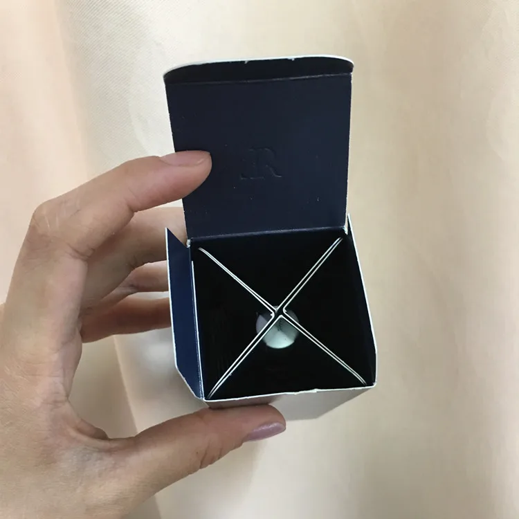 Рисунок 4 - Жидкая жидкость для роста ресниц Revita