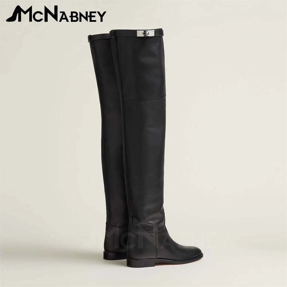 Классические дизайнерские сапоги до колена с металлическим замком и пряжкой