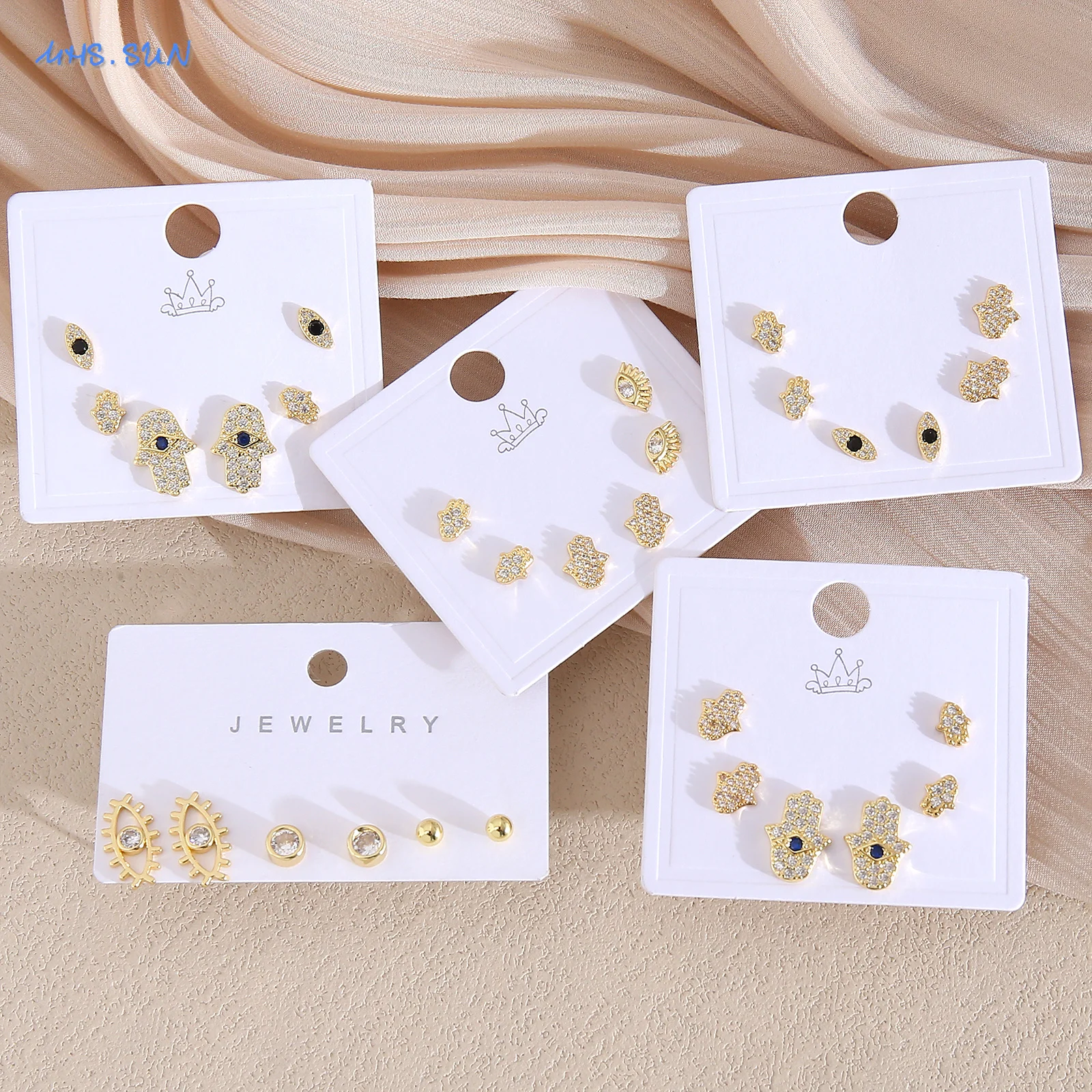MHS.SUN 3 пары серег-гвоздиков с цирконием Фатима Хамса набор позолоченных