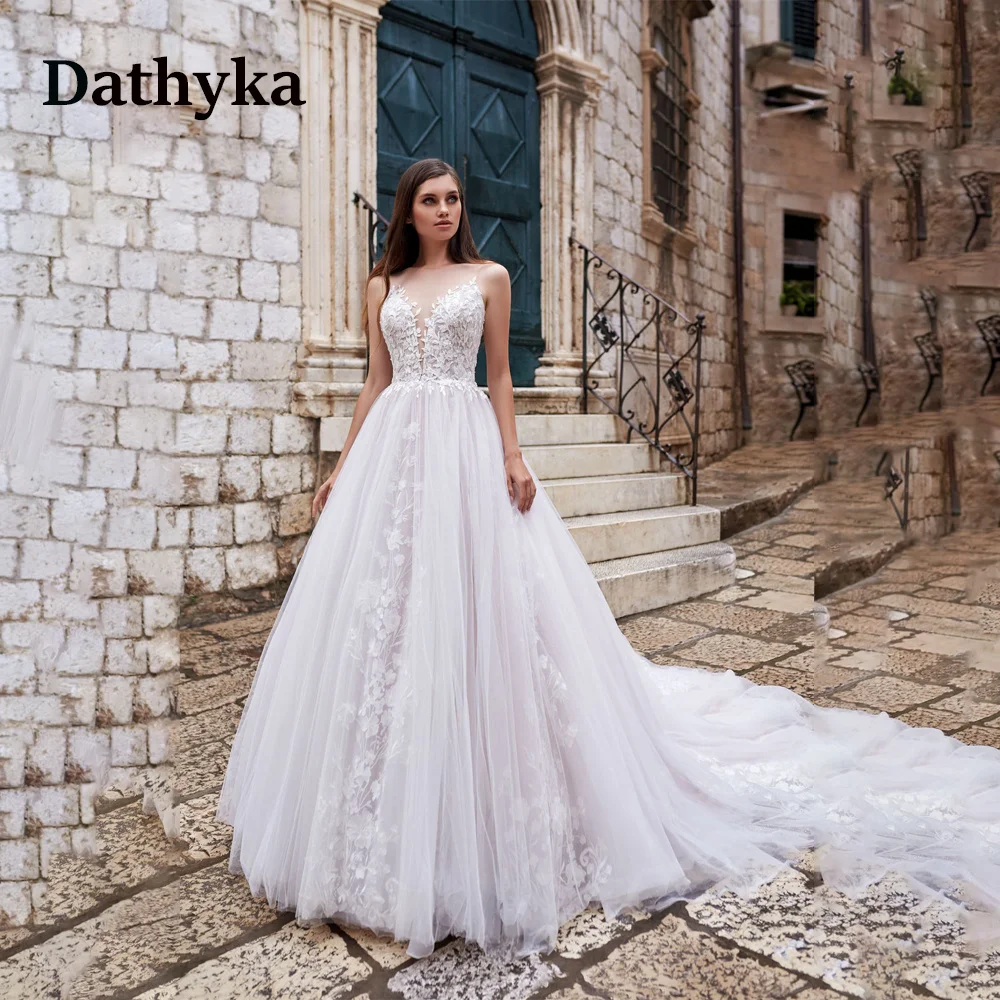 

Dathyka Appliques Lace Court Train V-neck Backless Zipper Floral Print Floor-Length Sleeveless O-Neck Court Wedding Dresses