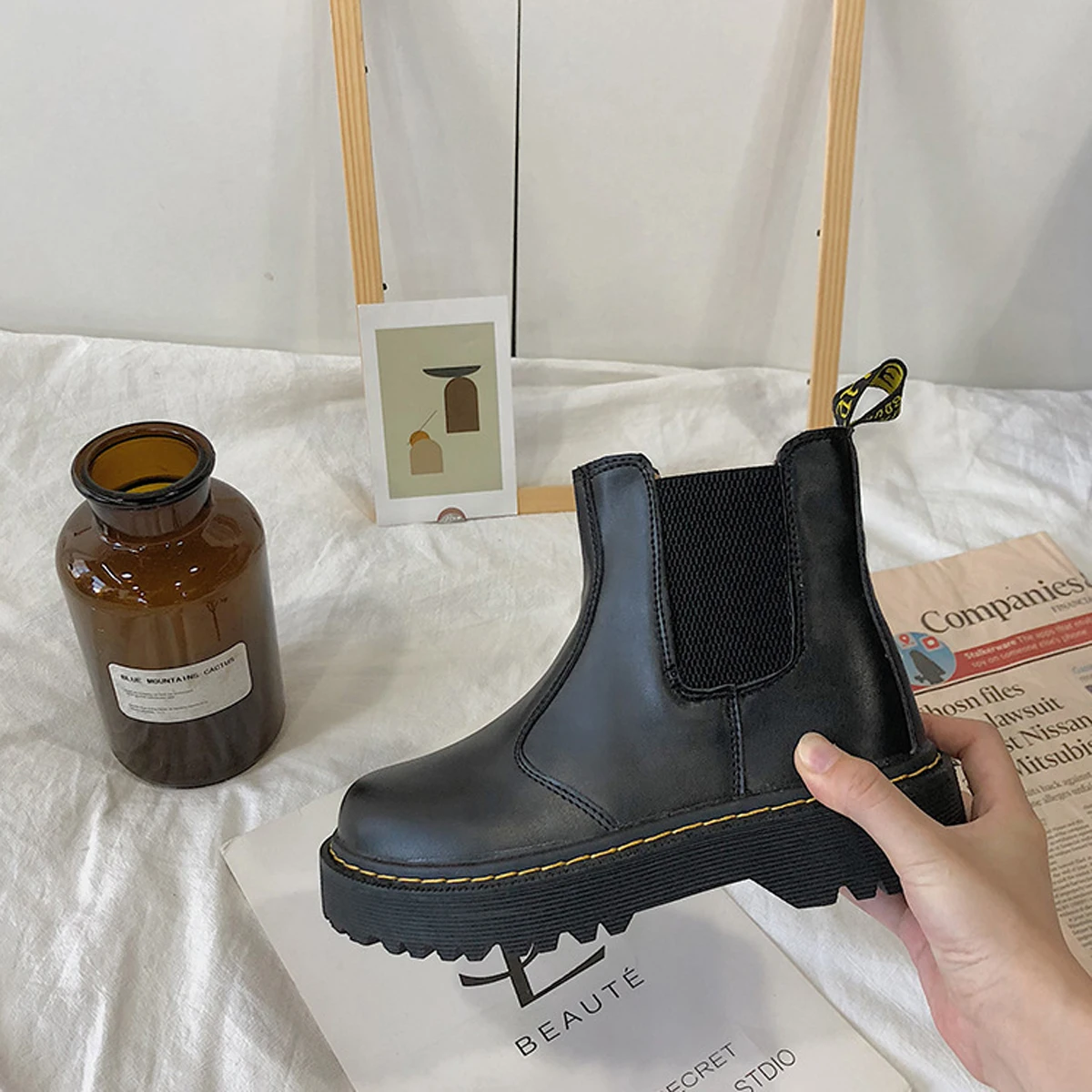 Женские байкерские короткие ботинки челси на толстой подошве винтажные кожаные