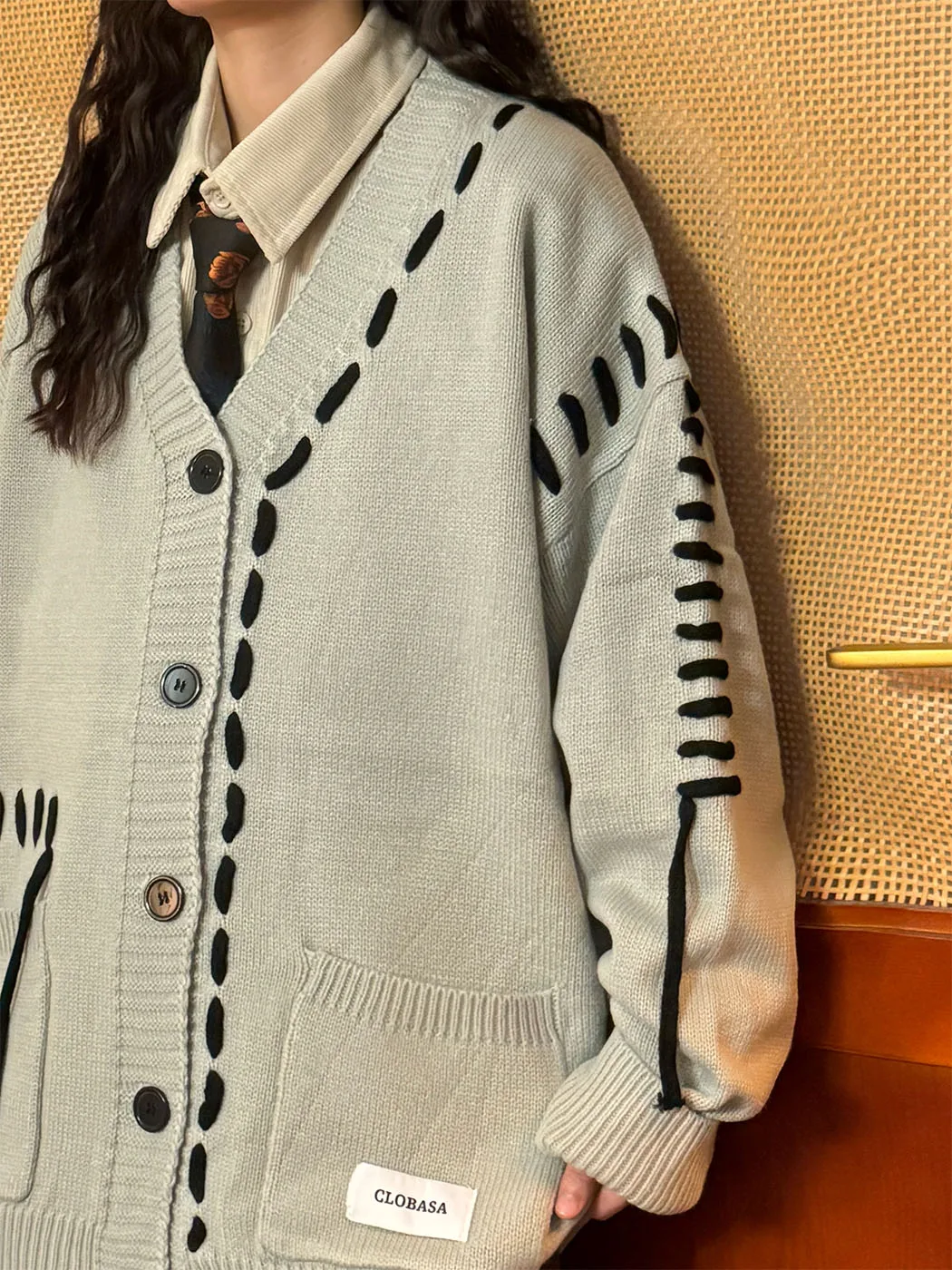 Ecok2024 Winter American vintage Loose Design Sense V-neck Knit cardigan Sweater Outerwear Men and Women Fashion