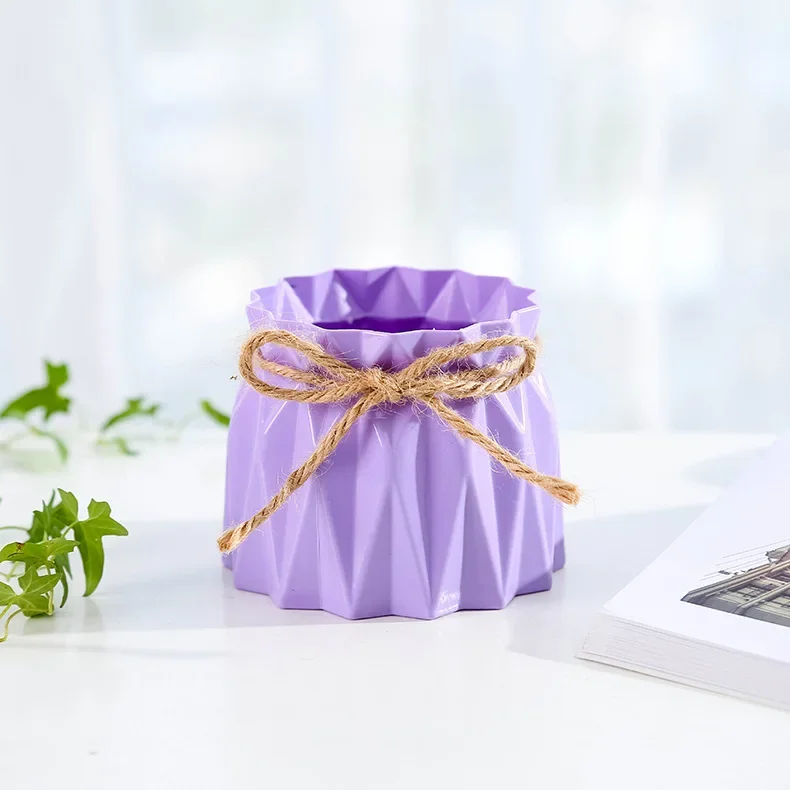 

Пластиковая ваза Nordic Modern