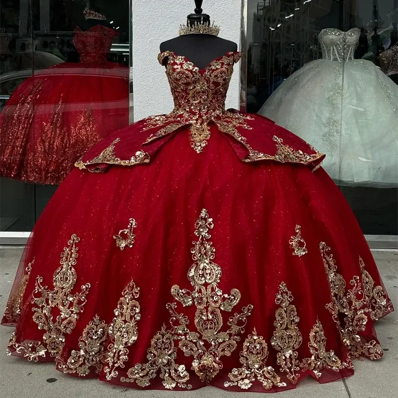 Блестящее винно-красное платье Quinceanera с открытыми плечами бальное аппликацией