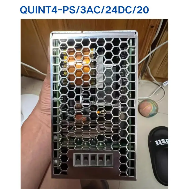 95% новый блок питания PHOENIX QUINT4-PS/3AC/24DC/20 2904622