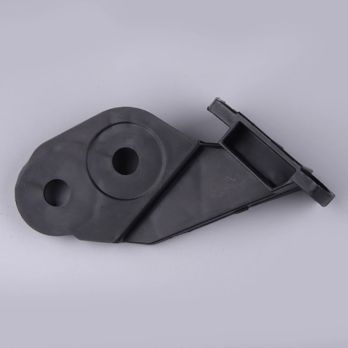 

51118195296 крышка переднего правого бампера, крепежный кронштейн, подходит для BMW 3 серии E46 1998 1999 2000 2001 2002-2006, черный пластик