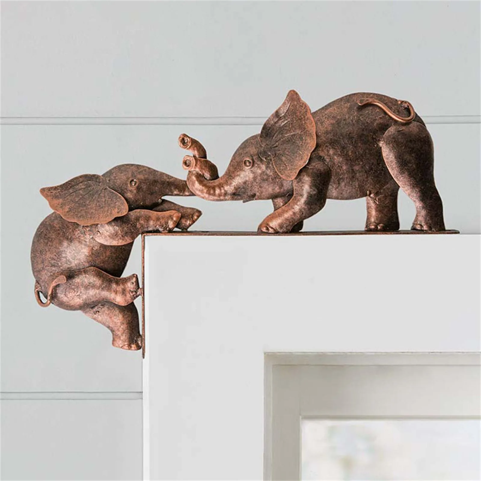 

2PCS Cute Elephant Figurines Elephant Holding Baby Elephant Resin Crafts Home Furnishing Gift Home Decoration Elephant Statue