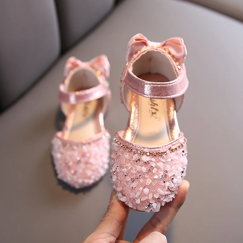 

2023 Summer New Children Princess Shoes Fashion Crystal Bow Girls Soft Shoes Baby Dance Party Wedding Shoes