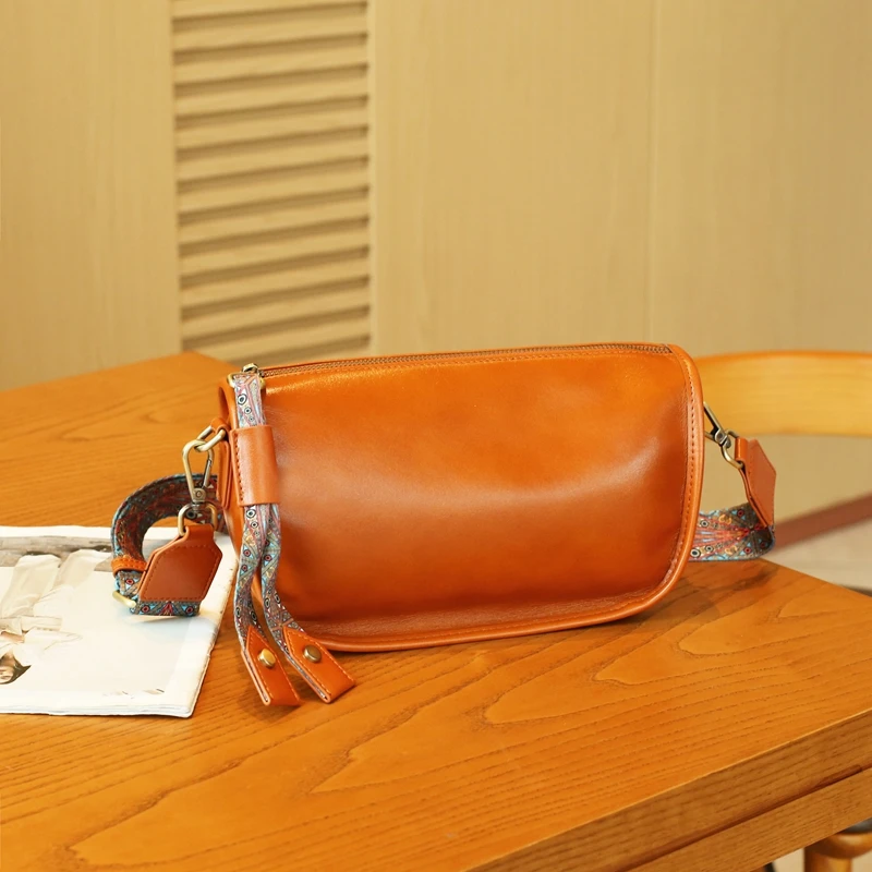 NEW Genuine leather women pillow hand bag New fashion versatile Cowhide small square bag shoulder bag vintage crossbody bag