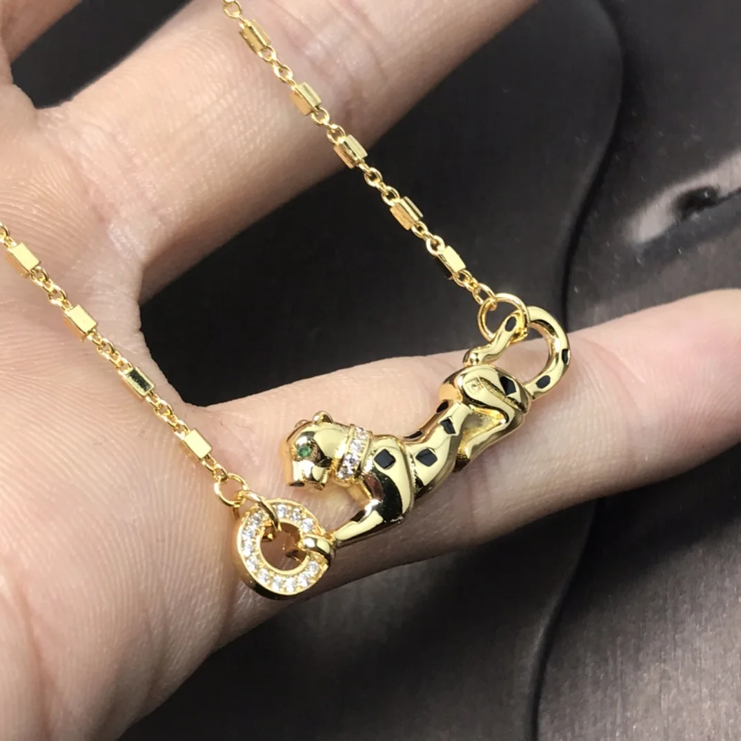 

European and American Fashion Leopard Necklace