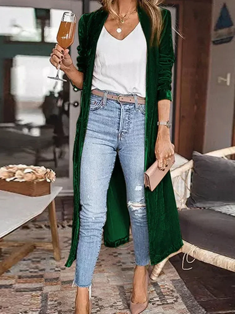 Женская Осенняя куртка с длинным рукавом и карманами однотонная без воротника