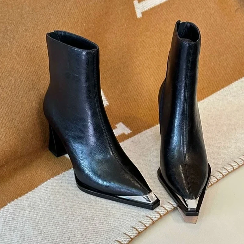 Женские ботильоны на высоком каблуке кожаная обувь с острым носком модная новая