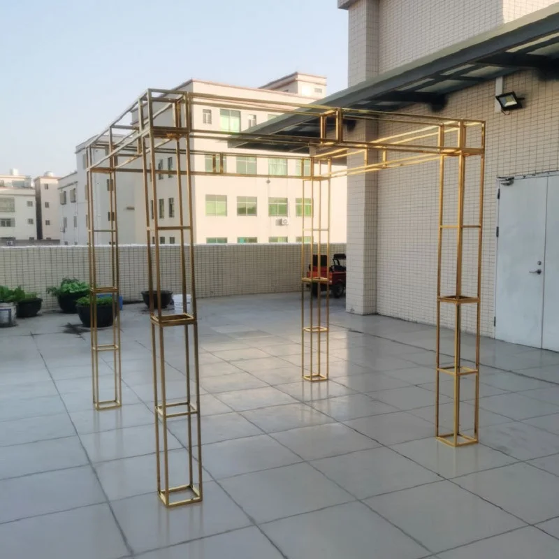 Рисунок 2 - Свадебные металлические подставки