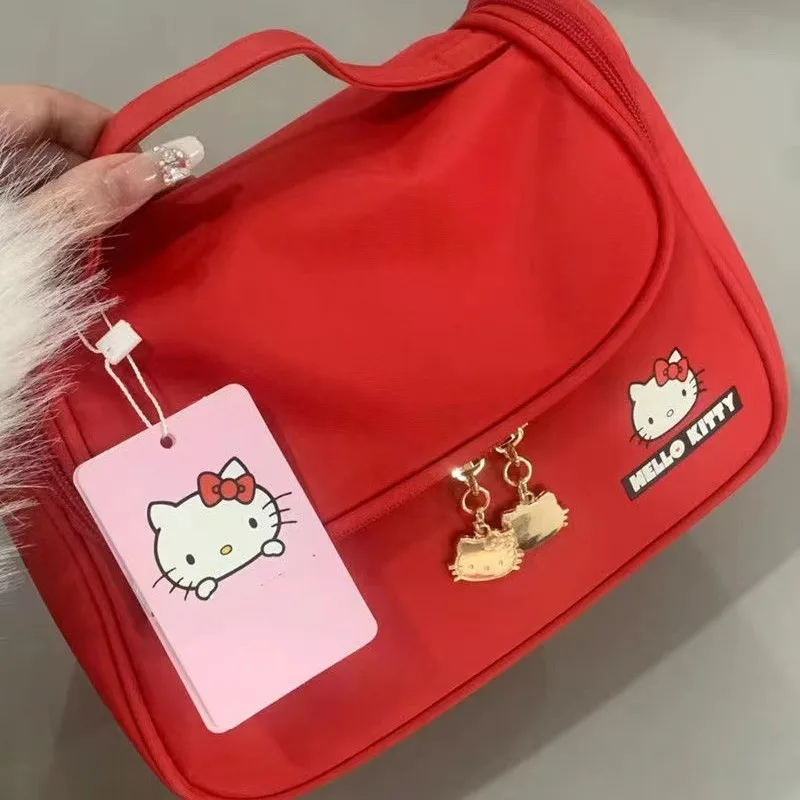 Косметичка Hello Kitty дорожная вместительная портативная водонепроницаемая сумка