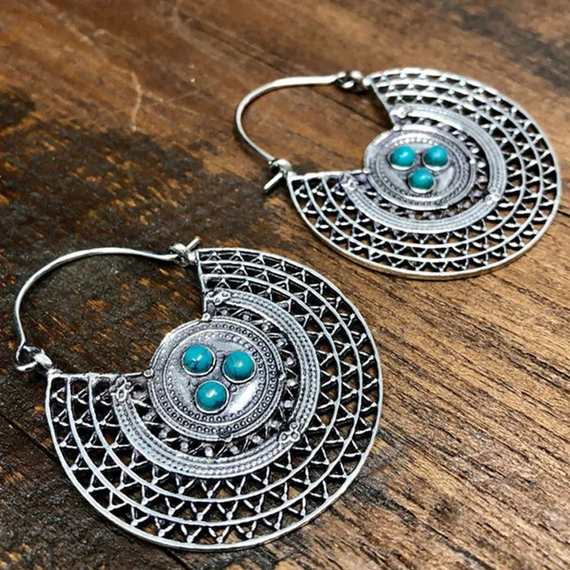 

Retro Round Inlaid with Blue Stones Hoop Earrings for Women Ethnic Silver Color Metal Half Circle Hollow Design Earrings